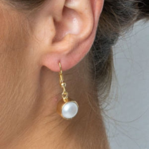 Queenie Earrings Pearl